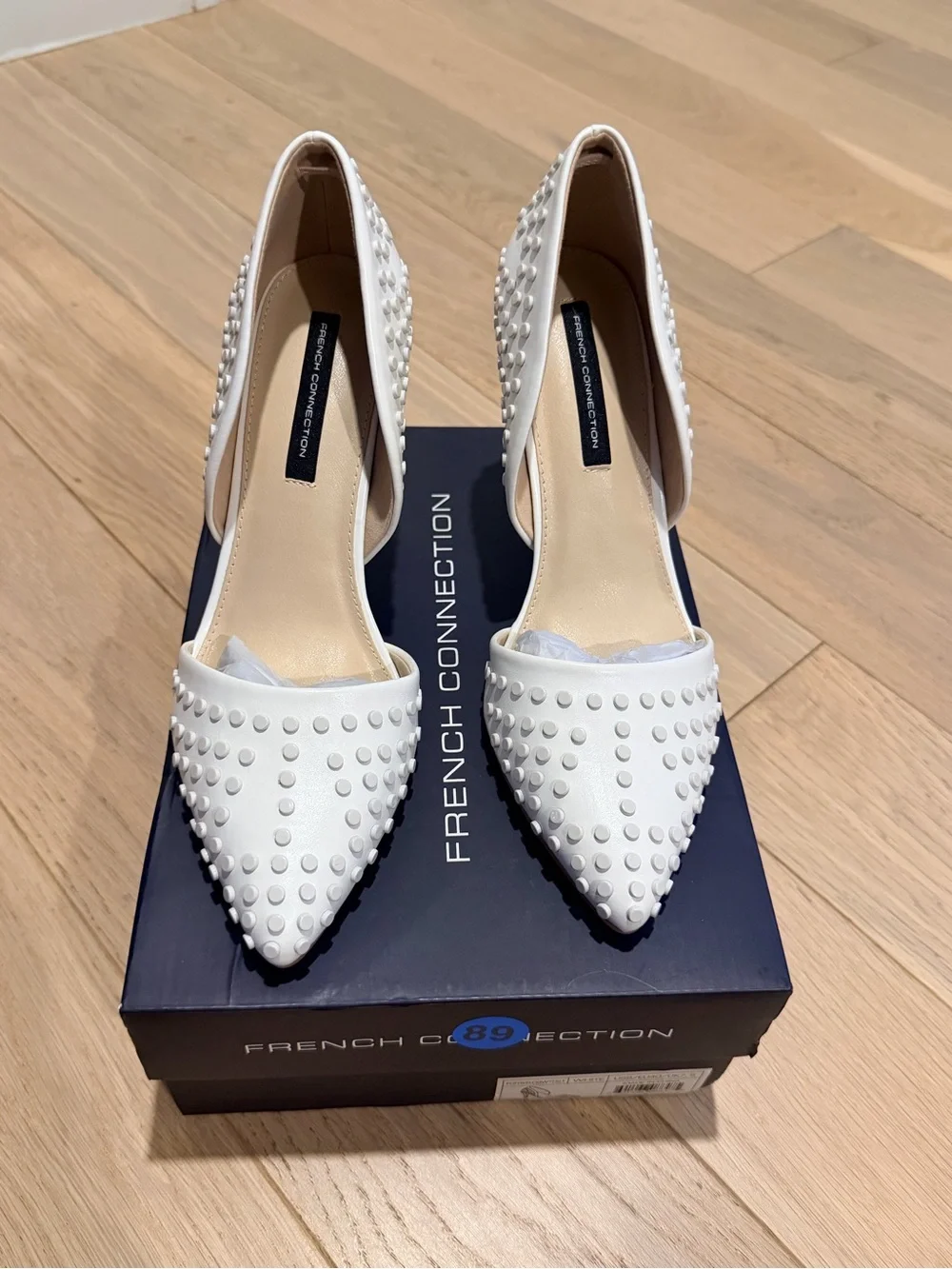 ❤️❤️ French Connection White D'Orsay Pointed- Toe Studded Heels size 9